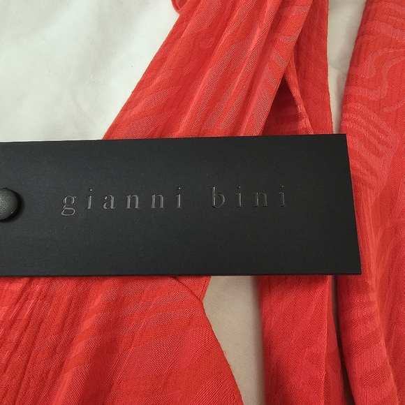Gianni Bini Red Textured Tie Shoulder Dress Women Size 2 Tiered Ruffle NWT - Picture 4 of 13